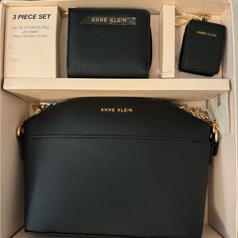 3 piece classic Anne Klein